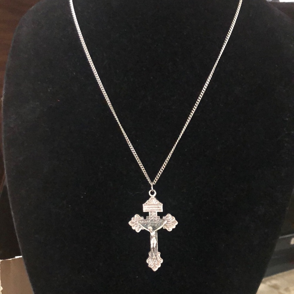 Beautiful Crucifix and Vintage Necklace size 20” in length.